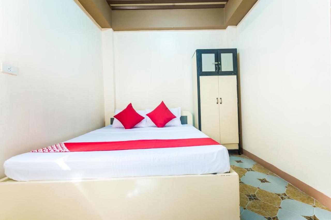 Oyo 569 Alt Complex Hotel Lapu-Lapu City Eksteriør billede